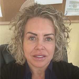 Meet your Posher, Jenna